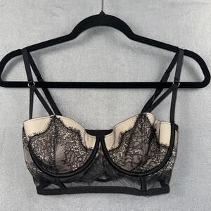 Victoria's Secret Black and Cream Lace Bra